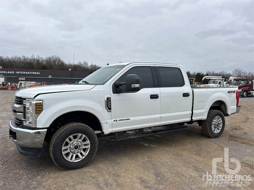 Ford F-250 Pick up/Fiancata ribaltabile