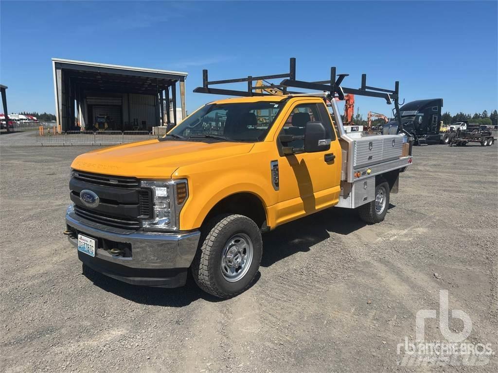 Ford F-250 Camion con sponde ribaltabili