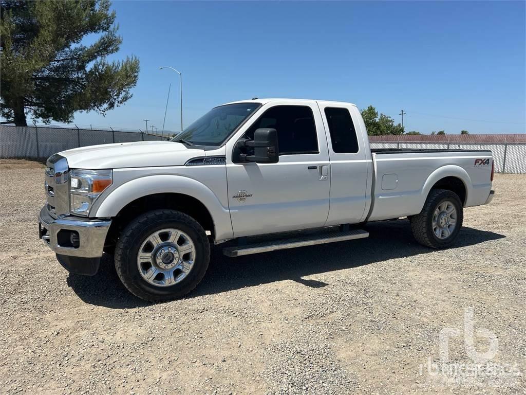 Ford F-250 Pick up/Fiancata ribaltabile