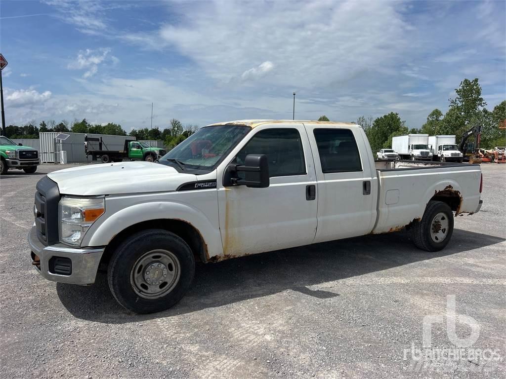 Ford F-250 Pick up/Fiancata ribaltabile