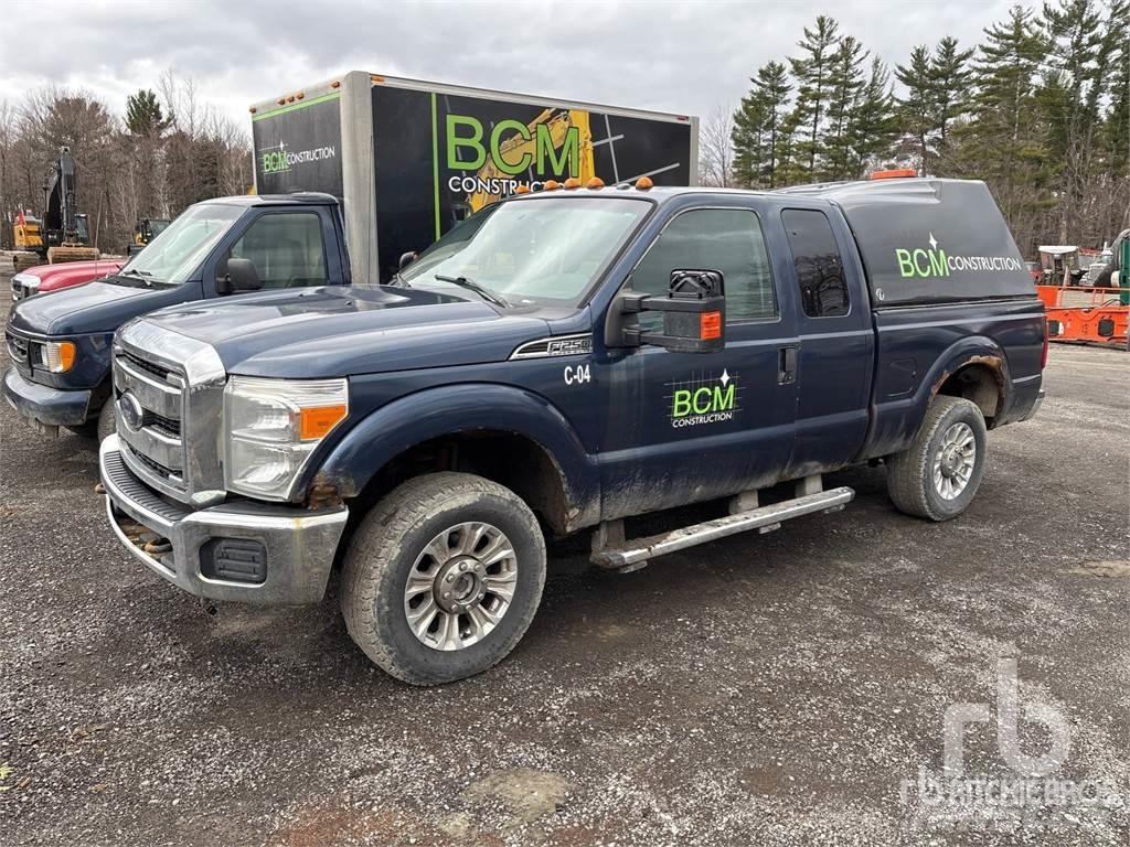 Ford F-250 Pick up/Fiancata ribaltabile