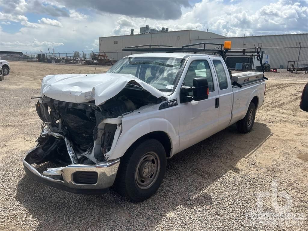 Ford F-350 Pick up/Fiancata ribaltabile