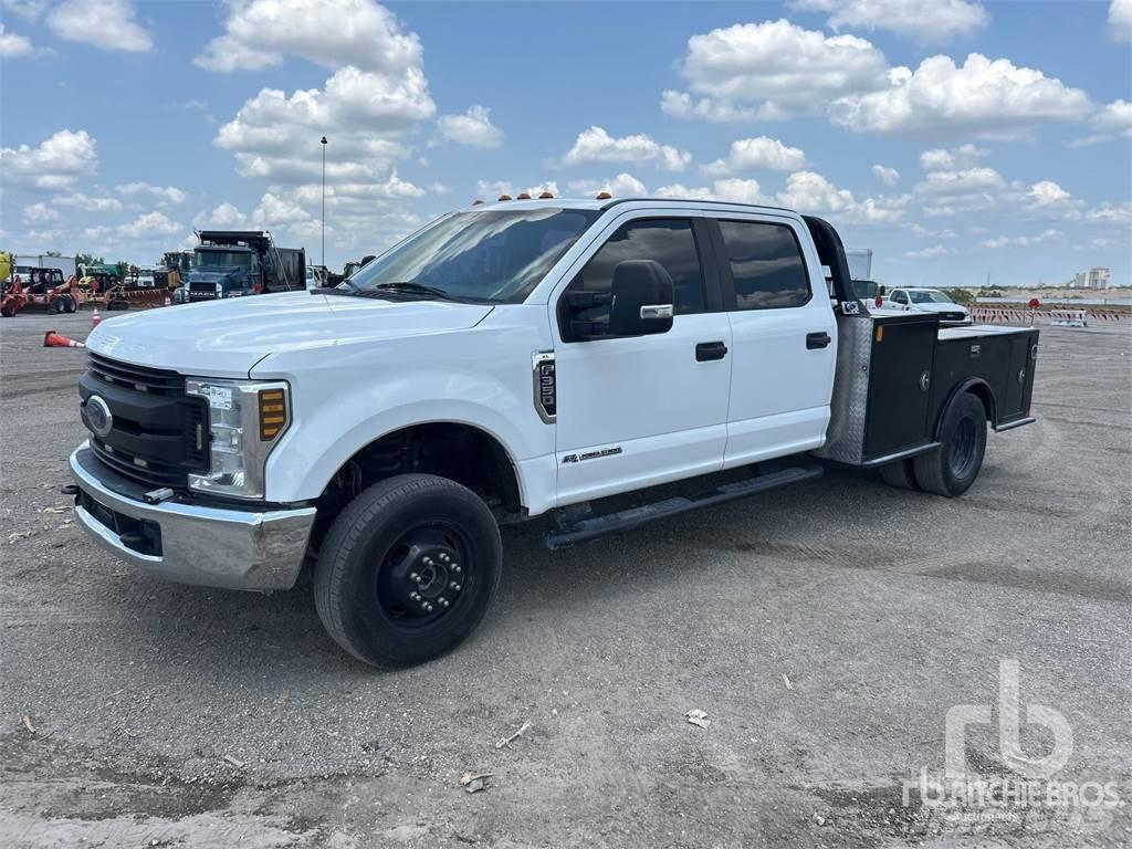 Ford F-350 Camion con sponde ribaltabili