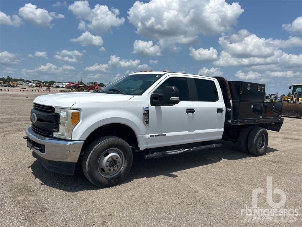 Ford F-350 Camion con sponde ribaltabili