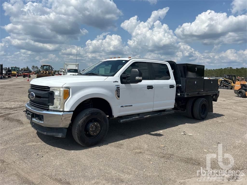 Ford F-350 Camion con sponde ribaltabili