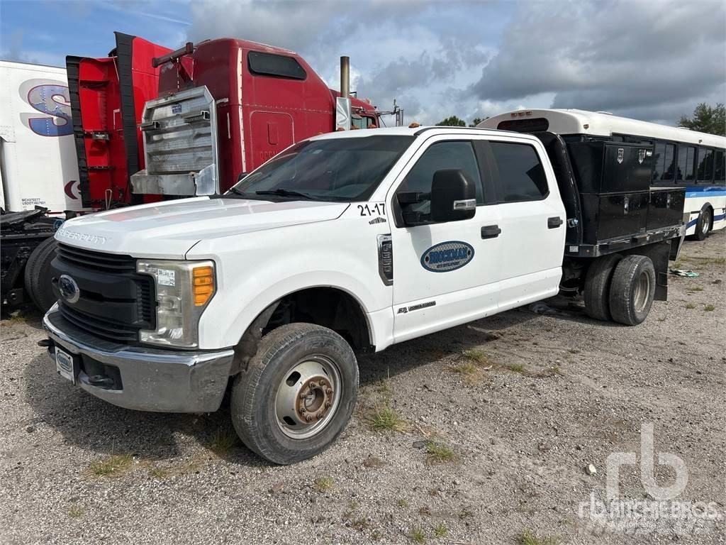 Ford F-350 Camion con sponde ribaltabili