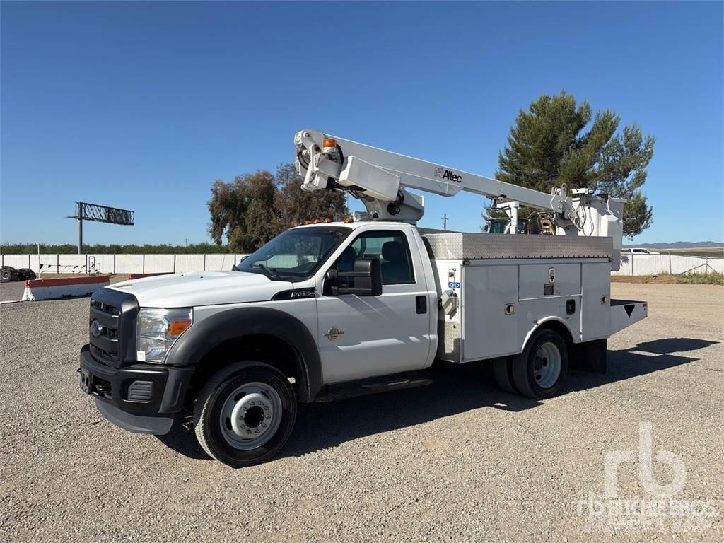 Ford F-450 Piattaforme aeree su rimorchio