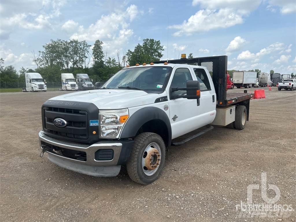 Ford F-450 Camion con sponde ribaltabili