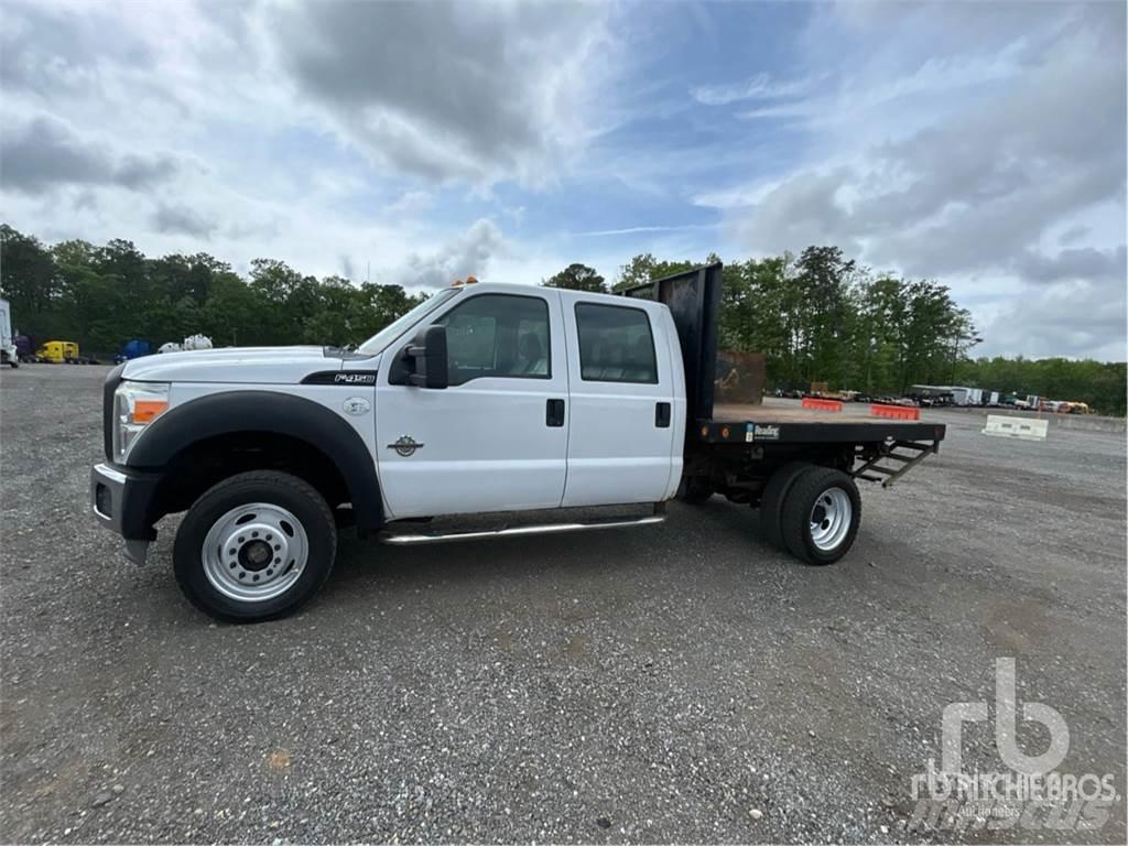 Ford F-450 Camion con sponde ribaltabili
