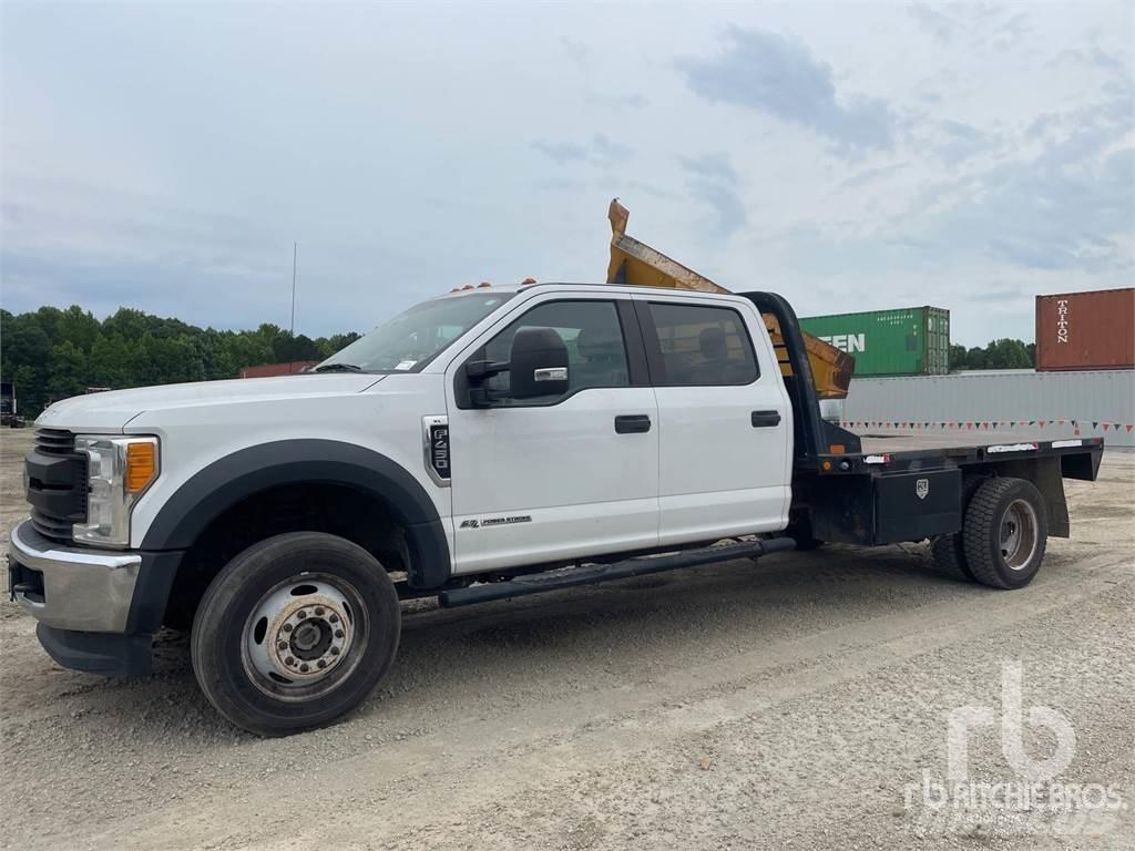 Ford F-450 Camion con sponde ribaltabili