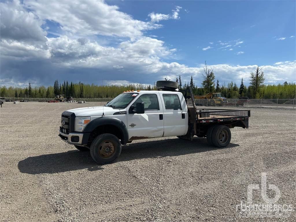 Ford F-450 Camion con sponde ribaltabili