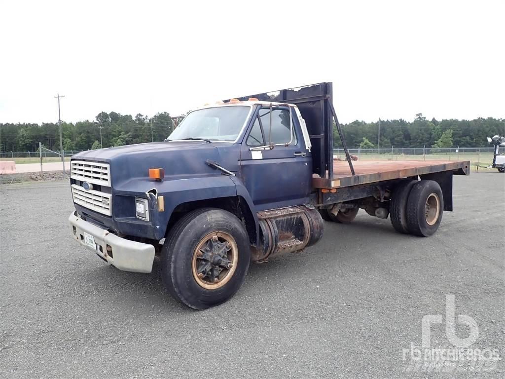 Ford F-800 Camion con sponde ribaltabili