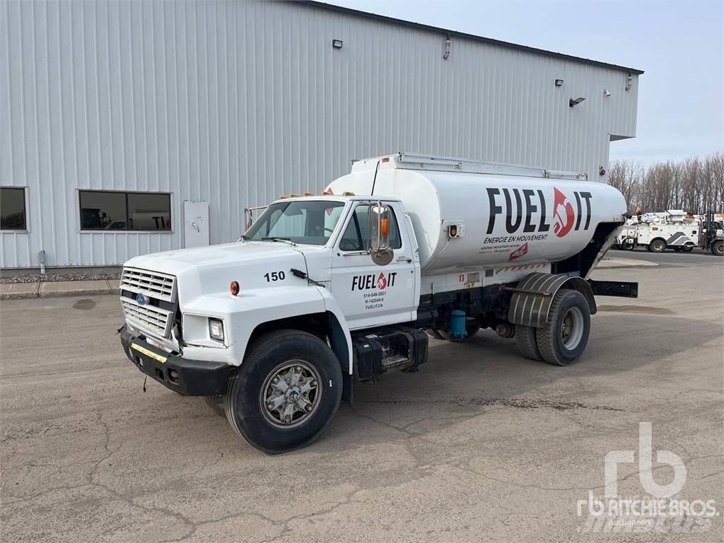 Ford F600 Cisterna