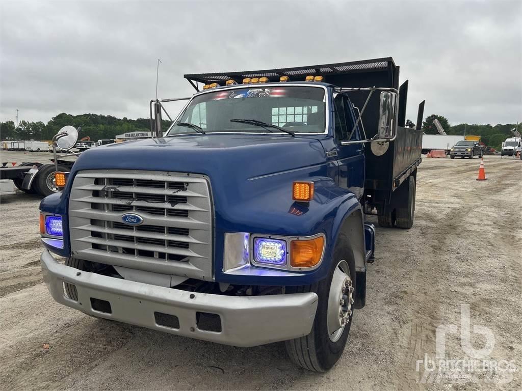 Ford F800 Camion con sponde ribaltabili