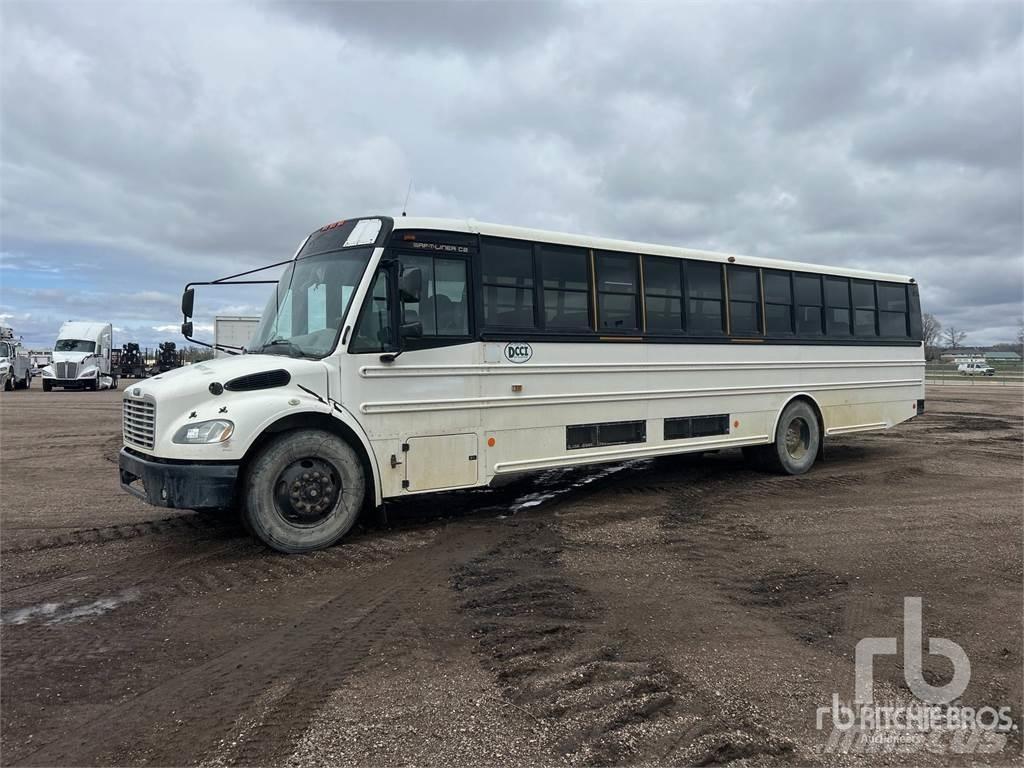 Freightliner B2 Autobus interurbani