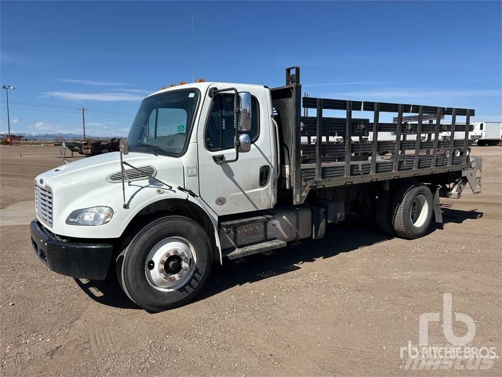 Freightliner M2 Camion con sponde ribaltabili