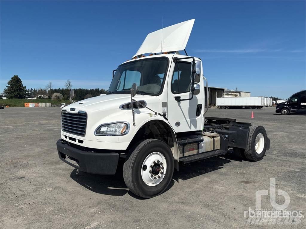 Freightliner M2 Motrici e Trattori Stradali