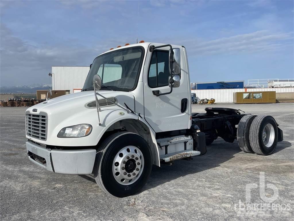 Freightliner M2 Motrici e Trattori Stradali