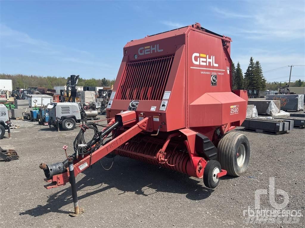 Gehl RB2580 Presse quadre