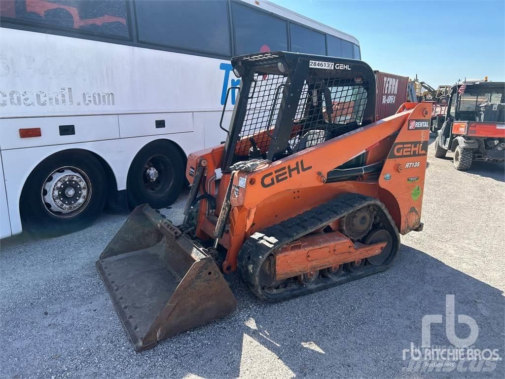 Gehl RT135 Mini Pale Gommate