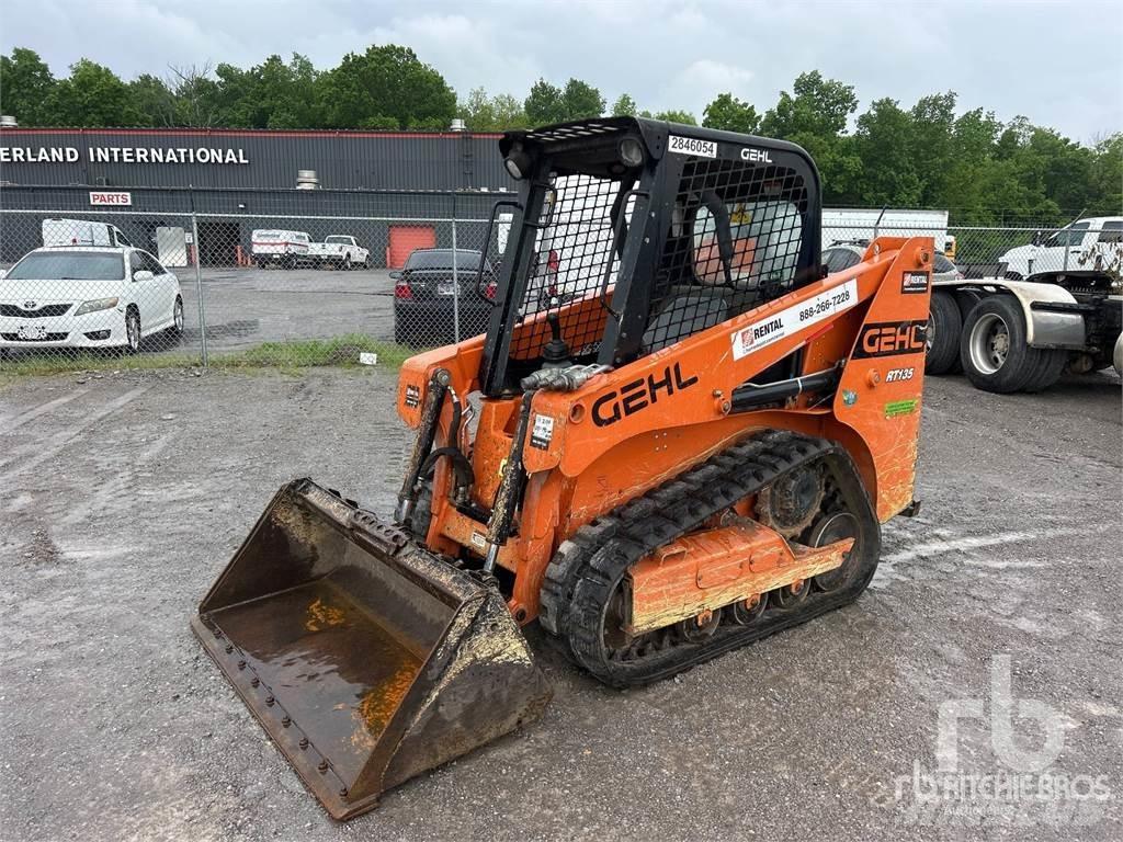 Gehl RT135 Mini Pale Gommate