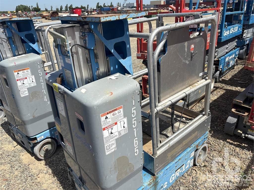 Genie GR-12 Piattaforme a braccio articolato
