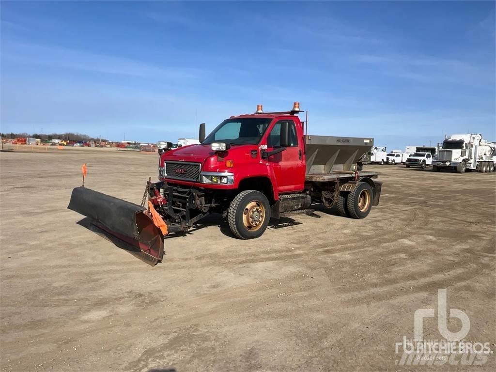 GMC C5500 Lame spazzaneve e aratri