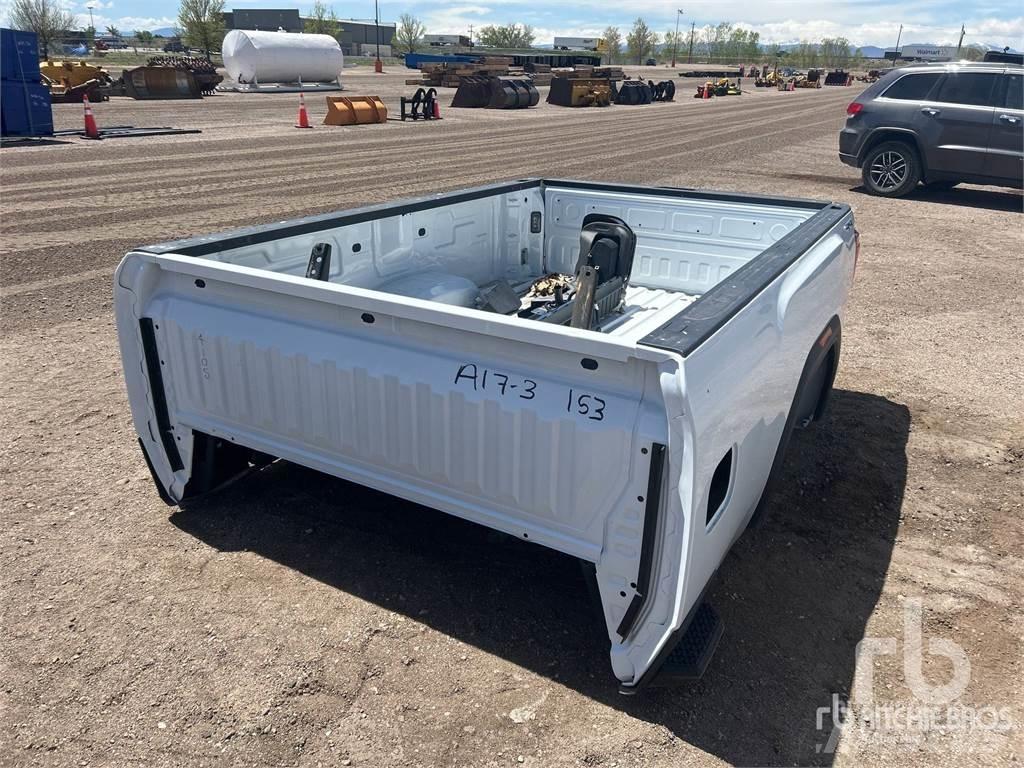 GMC Long Cabine e interni