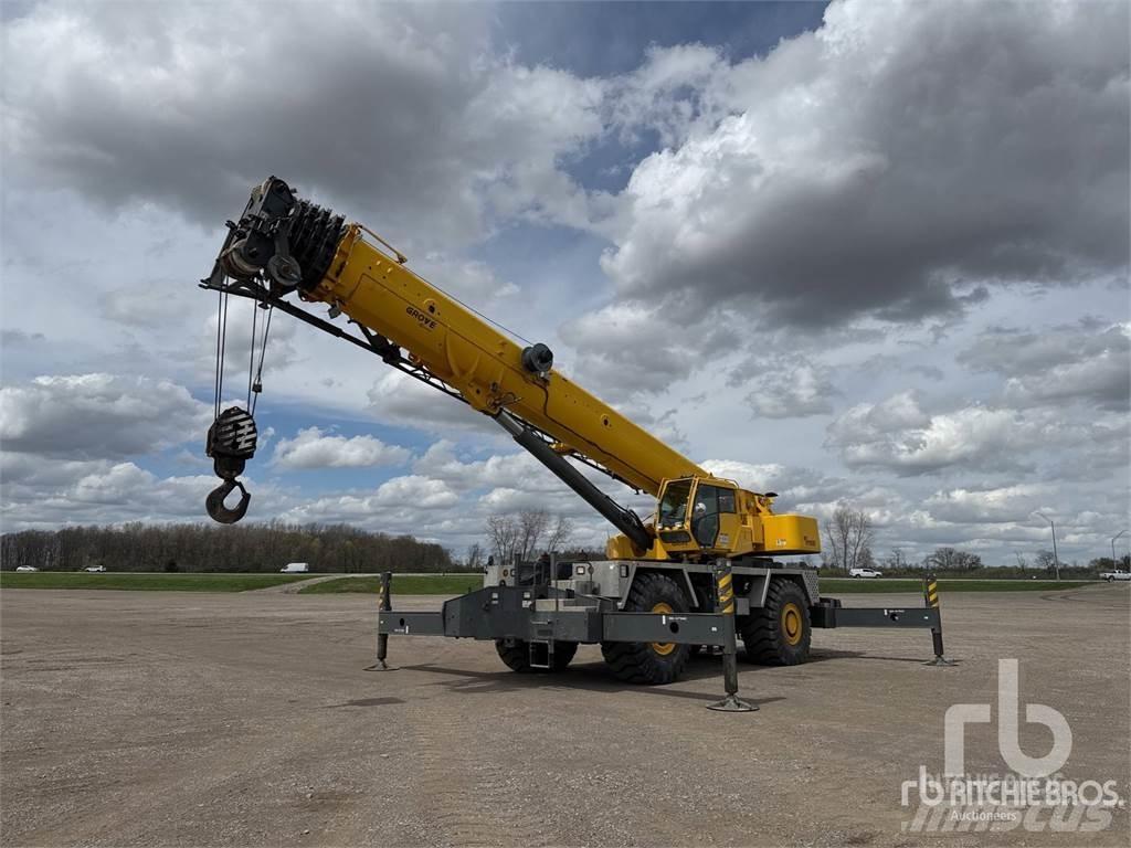 Grove RT9150E Gru per terreni difficili