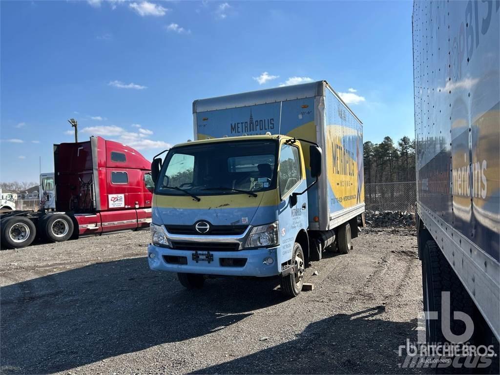 Hino 155 Furgone chiuso