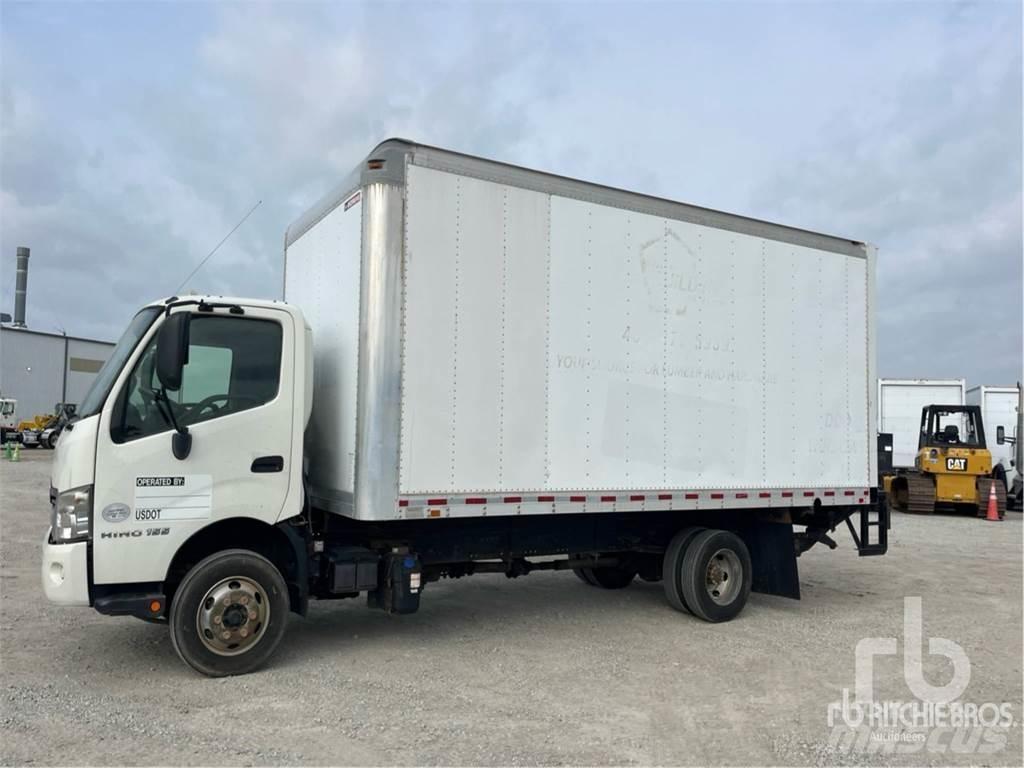 Hino 155 Furgone chiuso