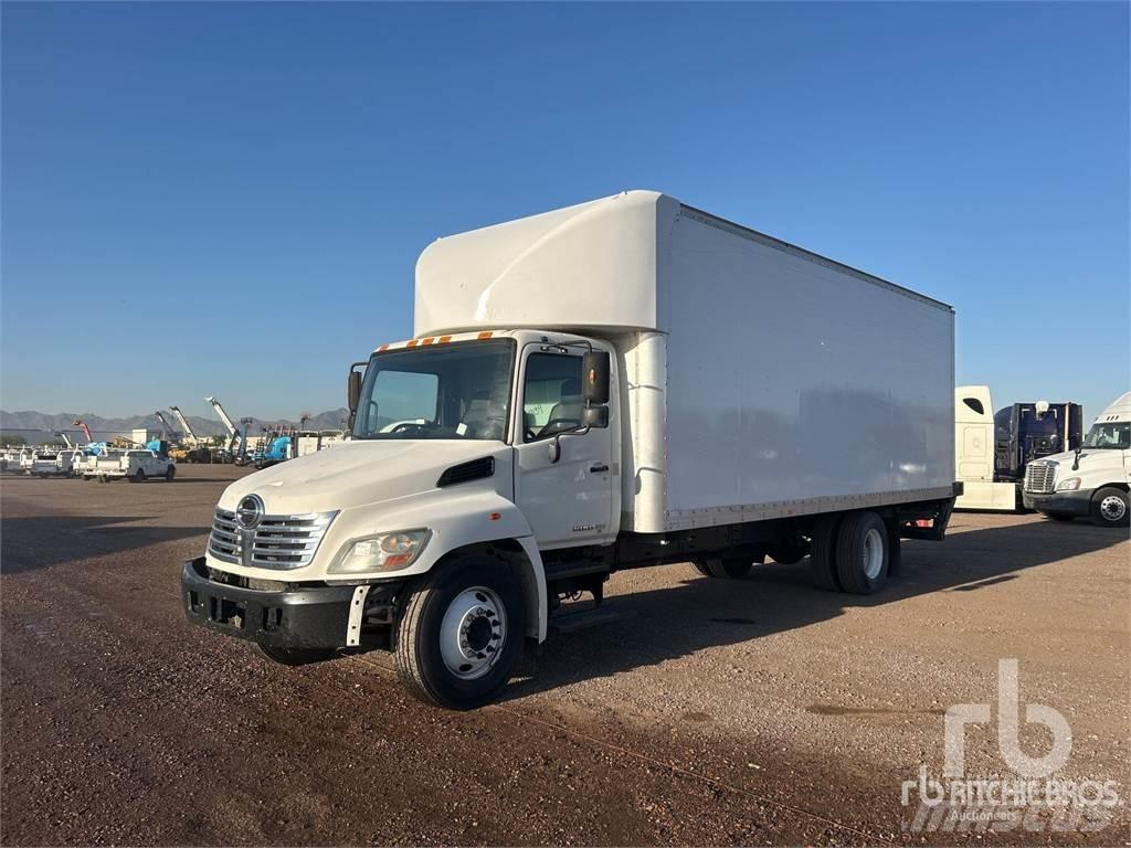 Hino 238 Furgone chiuso