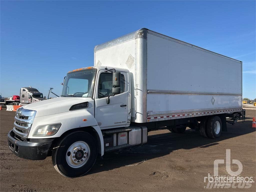 Hino 268 Furgone chiuso