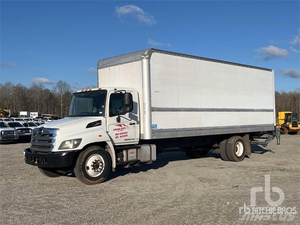 Hino 268 Furgone chiuso