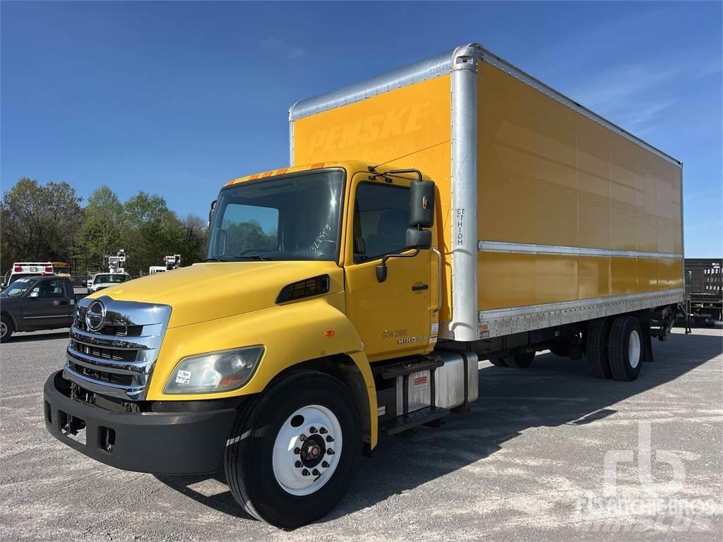 Hino 268 Furgone chiuso