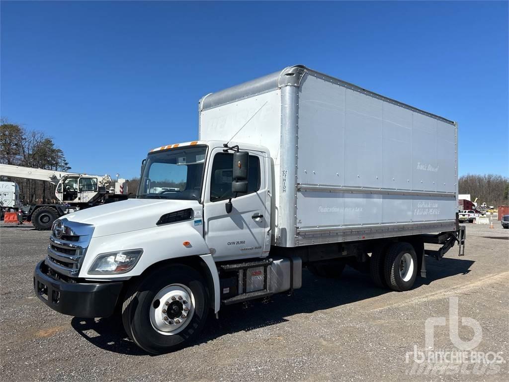 Hino 268 Furgone chiuso