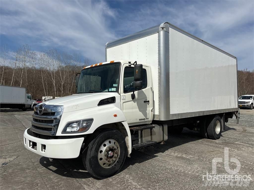 Hino 268 Furgone chiuso