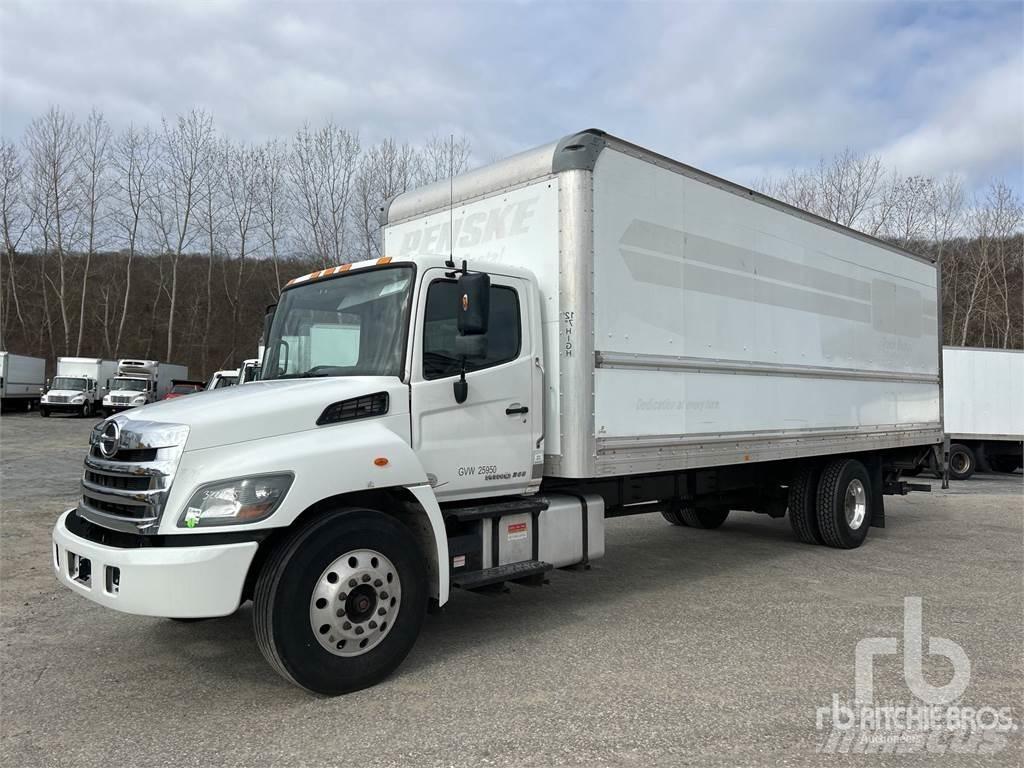 Hino 268 Furgone chiuso