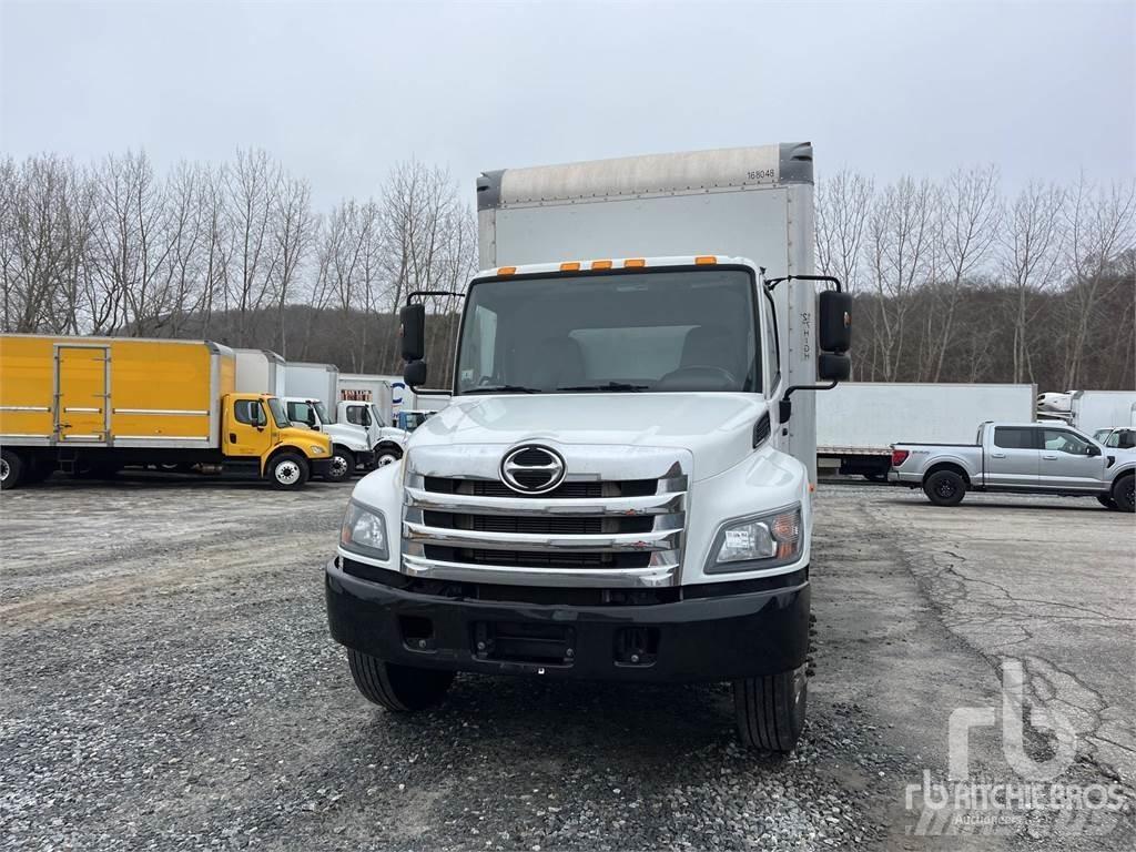 Hino 268 Furgone chiuso