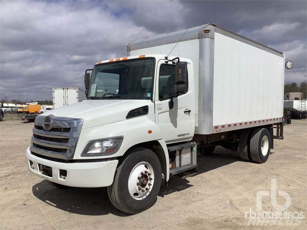 Hino 268 Furgone chiuso