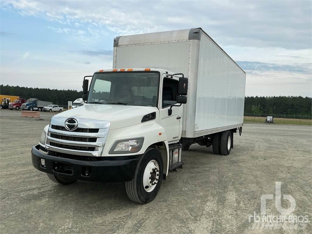 Hino 268 Furgone chiuso