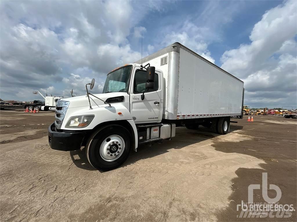 Hino 268 Furgone chiuso