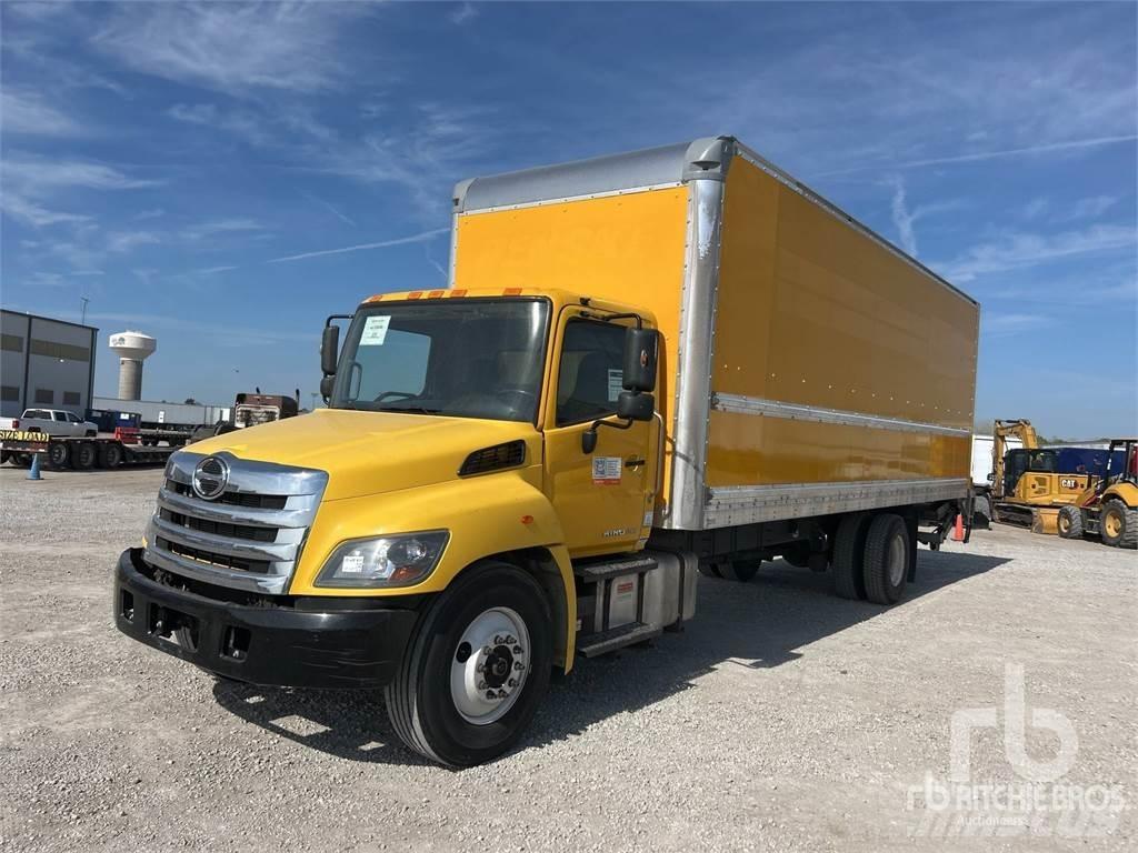 Hino 268 Furgone chiuso