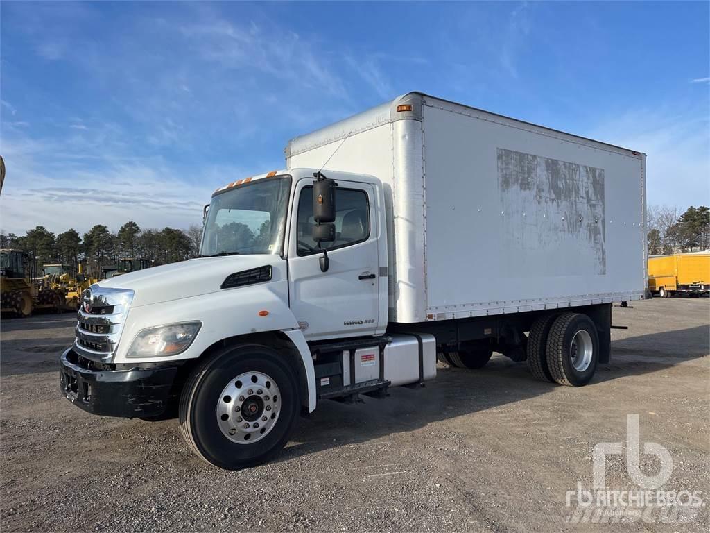 Hino 268 Furgone chiuso