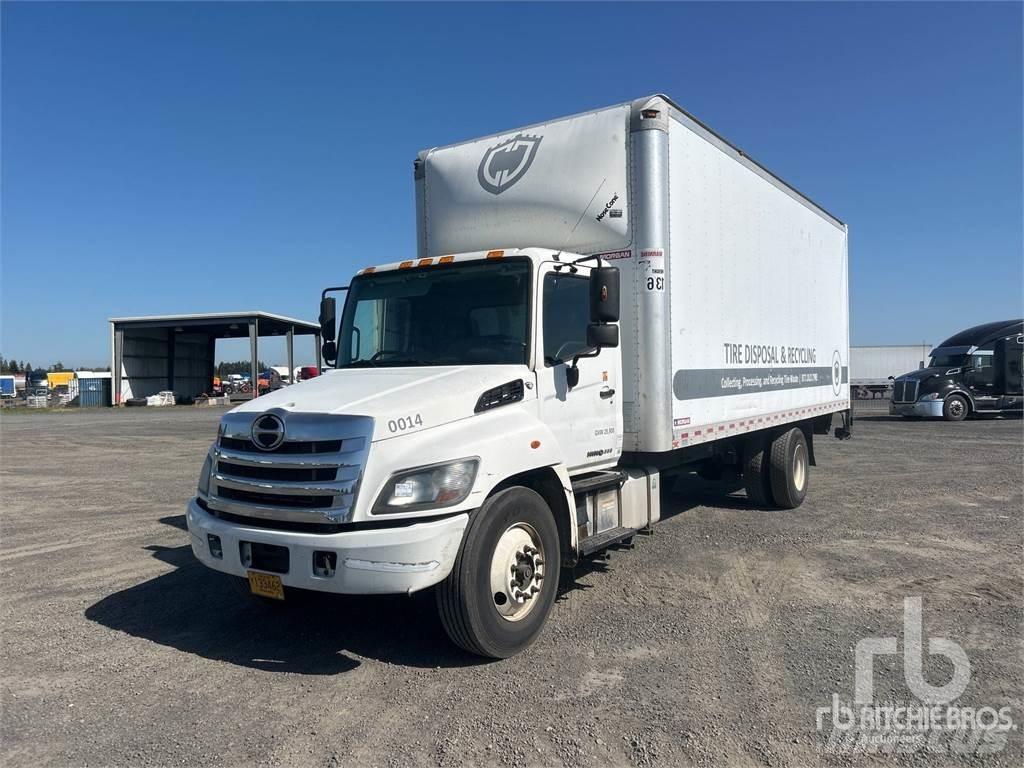 Hino 268 Furgone chiuso