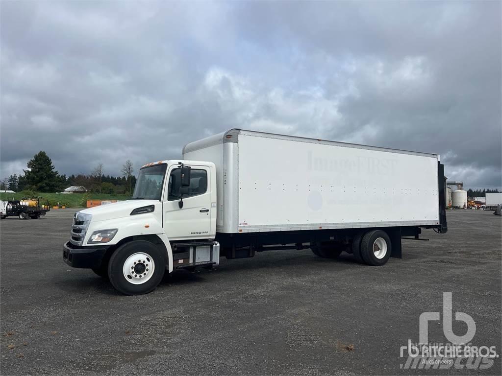 Hino 268 Furgone chiuso