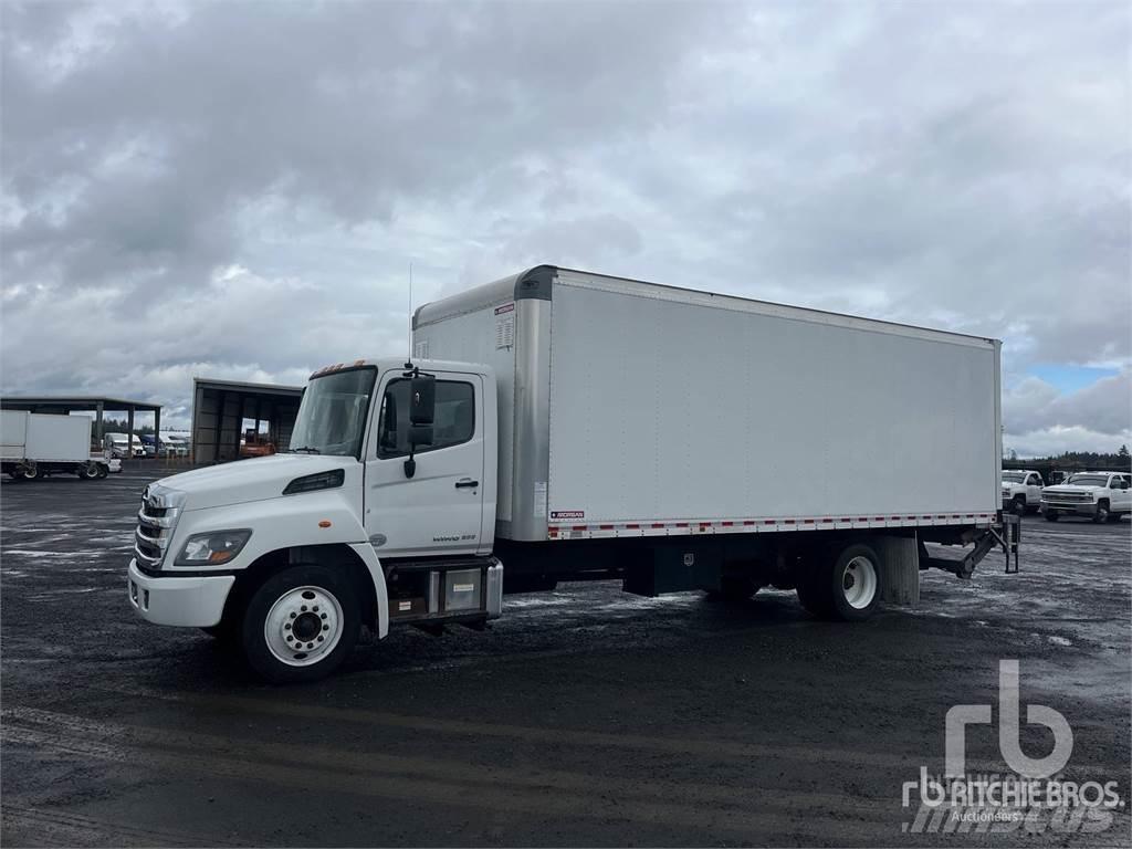 Hino 268 Furgone chiuso