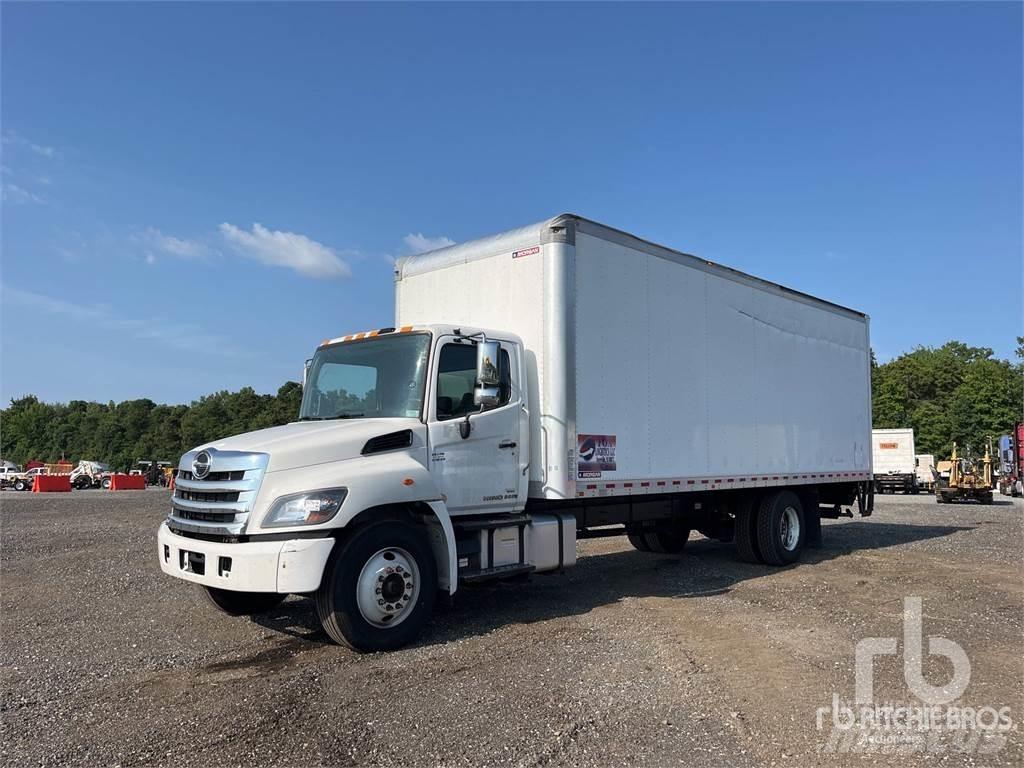 Hino 268 Furgone chiuso