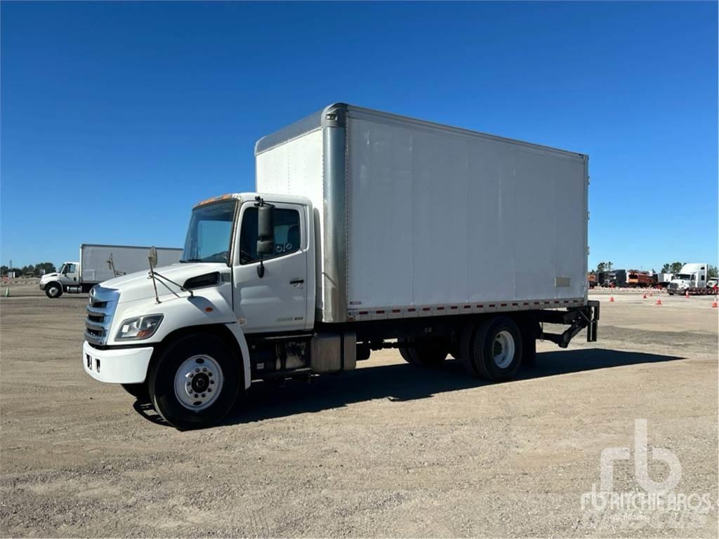 Hino 268 Furgone chiuso