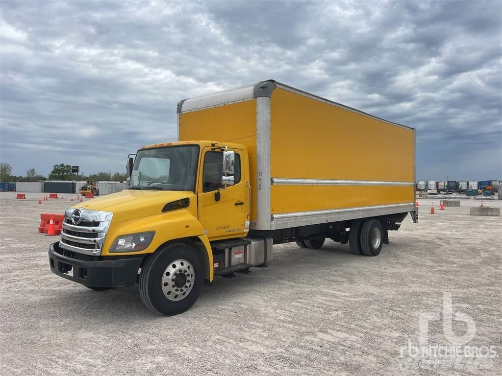 Hino 268 Furgone chiuso